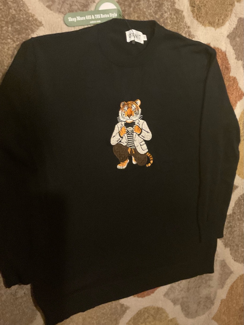 Men’s Black Tiger Embroidered Sweatshirt - Stylish Knit Top - Picture 3 of 5
